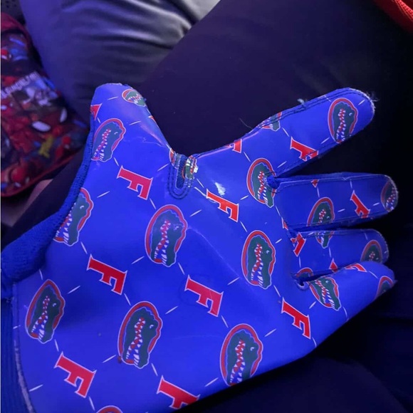 Jordan Other - Florida Gators & UVA College Gloves(UVA used twice)
